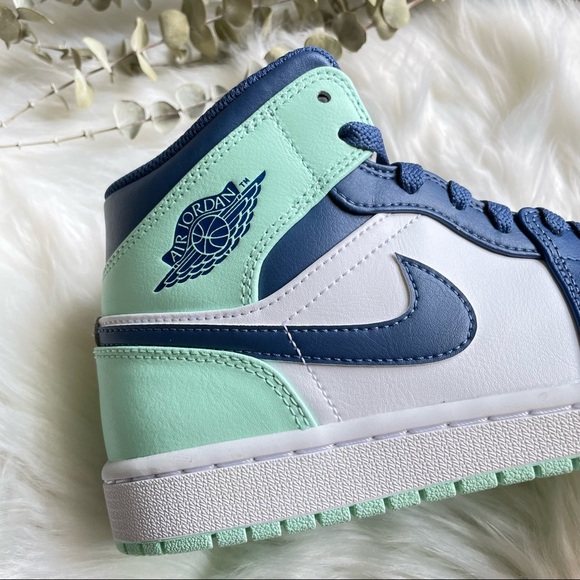 Nike Air Jordan 1 Mid Shoes Mystic Navy White Mint Foam PRICE FIRM - Picture 12 of 15